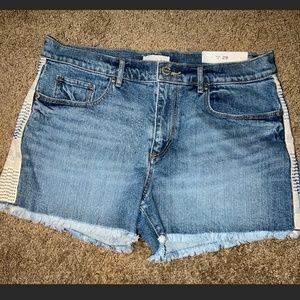 NWT LOFT Cut Off Denim Side Stripe Shorts Size: 8/29